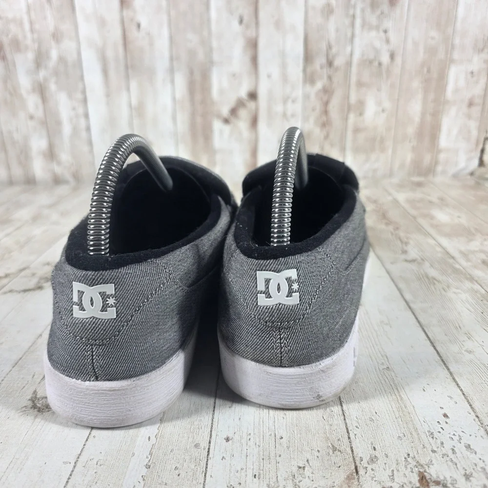 DC Shoes Mens Grey Canvas Slip On Loafers‎ Whipstitch Moc Toe Sneakers Size 7